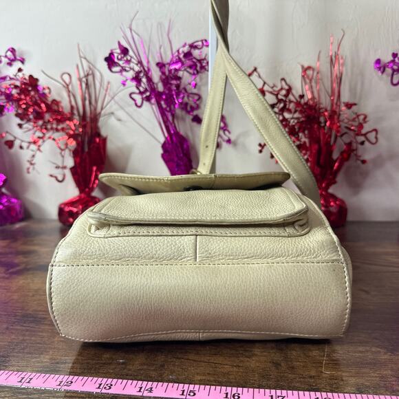 Vintage FOSSIL Beige Crossbody - Picture 3 of 9